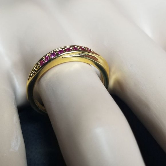 Elsie Wedding Band AAA Stellux CZ & Yellow Gold.   Size 6 only - Picture 12 of 13